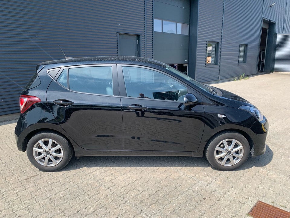 Hyundai i10 1,0 Spring Komfort 5d