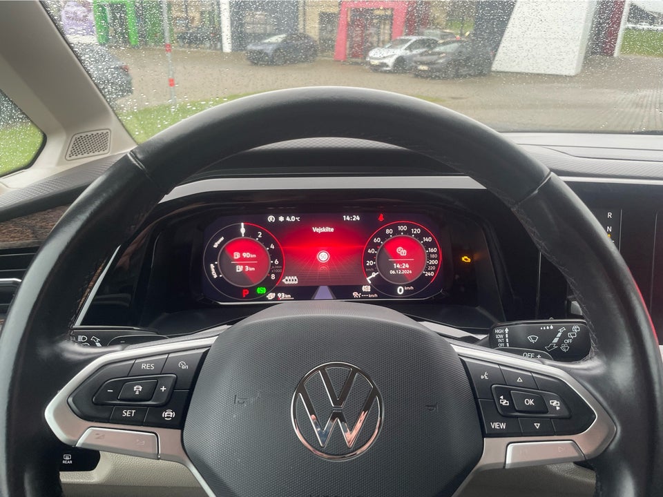 VW Multivan 1,4 eHybrid Style DSG kort