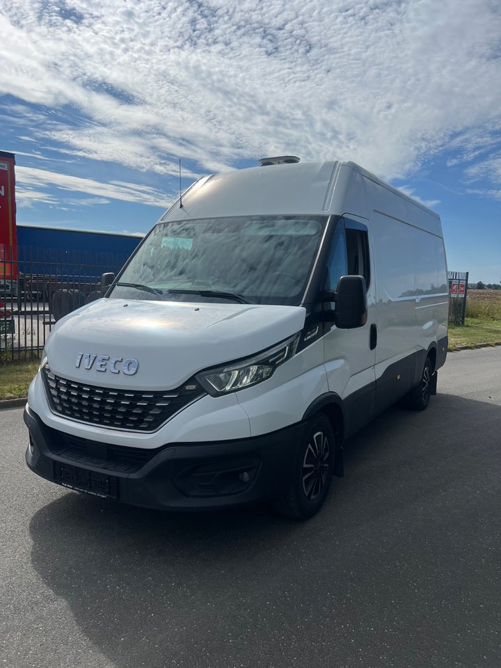 Iveco Daily 3,0 35S18 10,8m³ Van AG8
