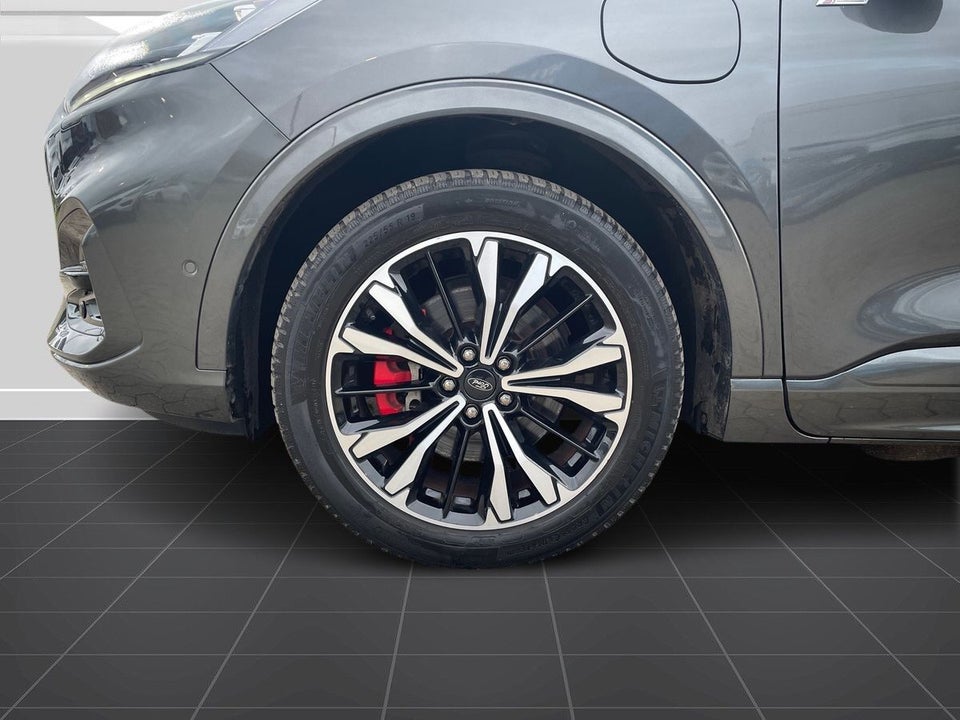 Ford Kuga 2,5 PHEV ST-Line X CVT 5d