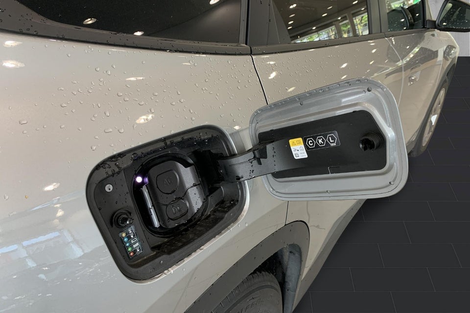 BMW iX1 eDrive20 X-Line 5d