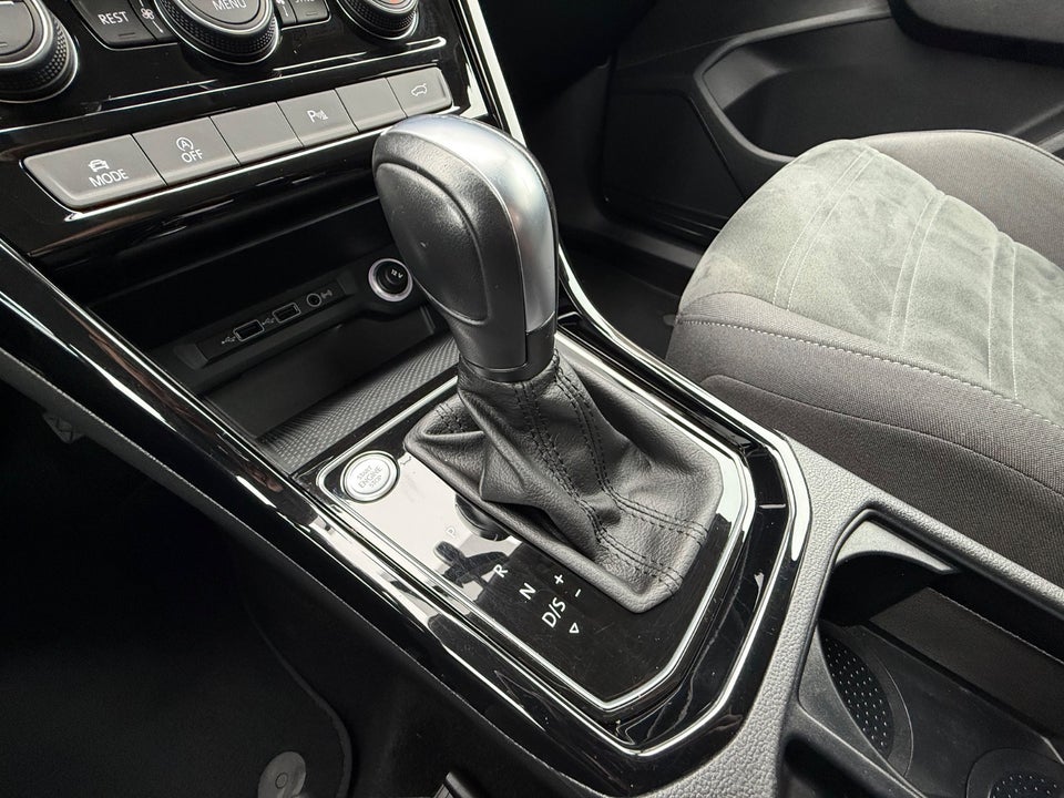 VW Touran 1,5 TSi 150 Highline Family DSG 7prs 5d