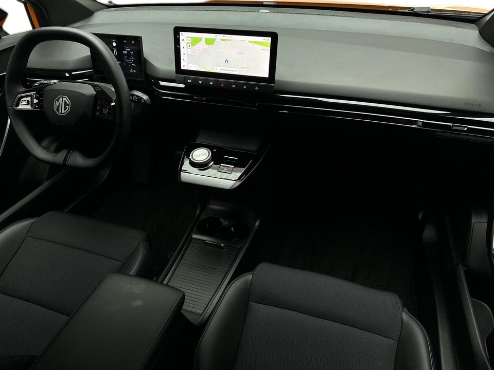 MG 4 77 Luxury Extended Range 5d