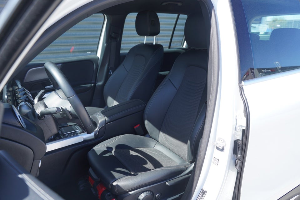 Mercedes EQB250 Progressive 7prs 5d