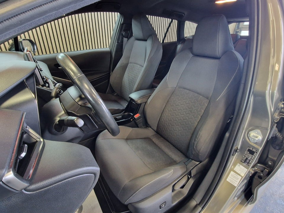 Toyota Corolla 2,0 Hybrid H3 Premium Touring Sports MDS 5d