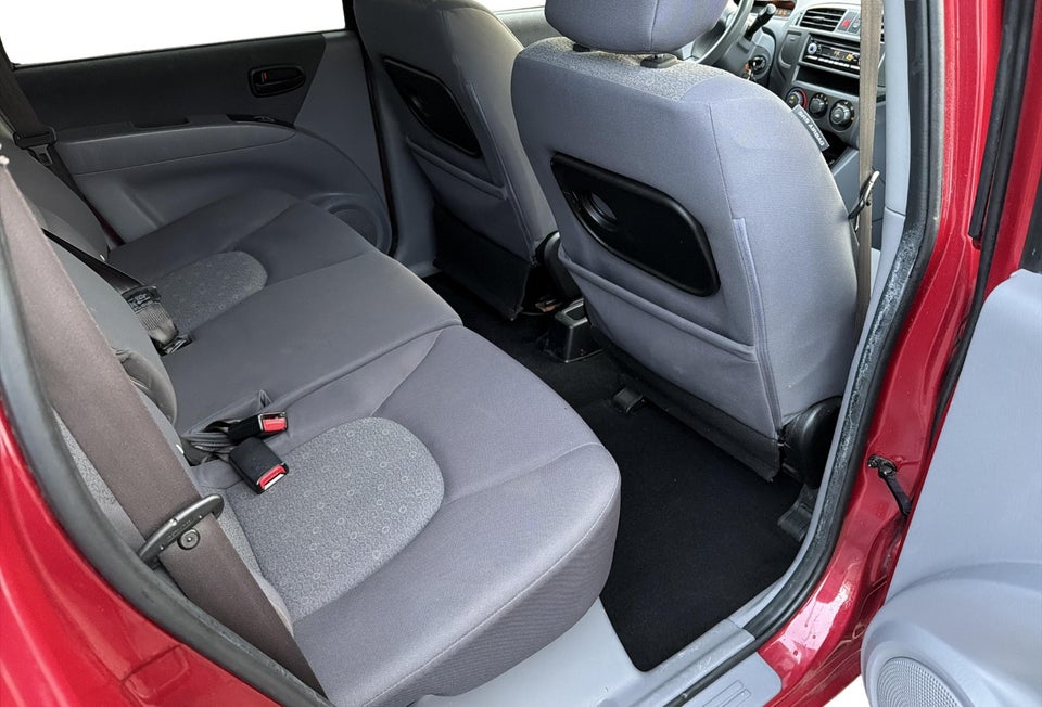 Hyundai Matrix 1,6 GL aut. 5d