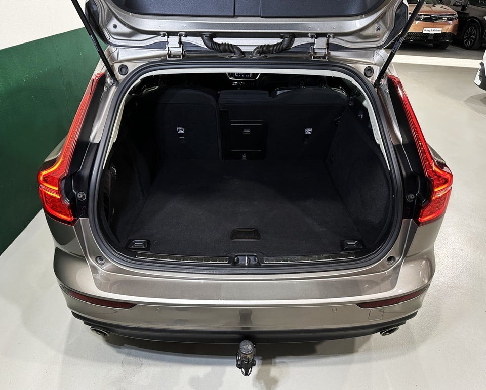 Volvo V60 2,0 D4 190 Momentum aut. 5d