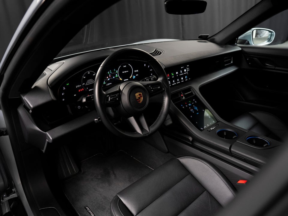 Porsche Taycan 4 Performance+ 75 Years Cross Turismo 5d