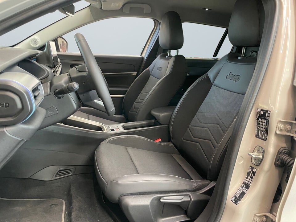 Jeep Avenger 54 Summit 5d