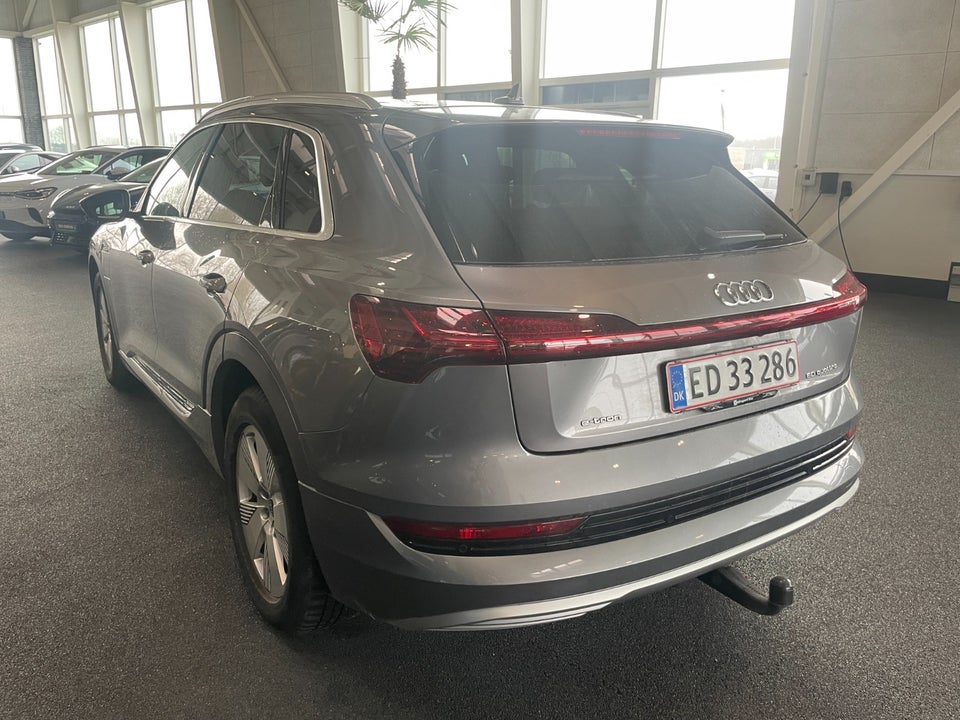 Audi e-tron 50 S-line quattro 5d