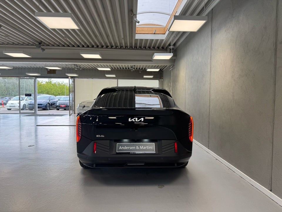 Kia EV4 81 Long Range Business Plus Fastback 4d