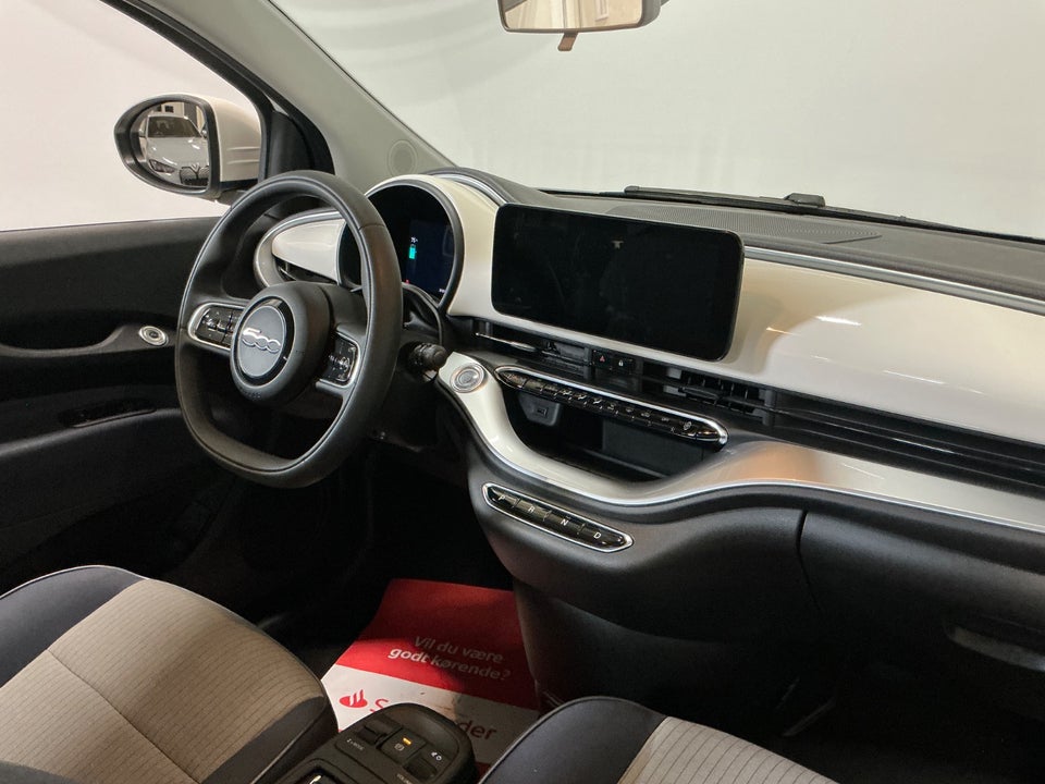 Fiat 500e 42 Icon 3d