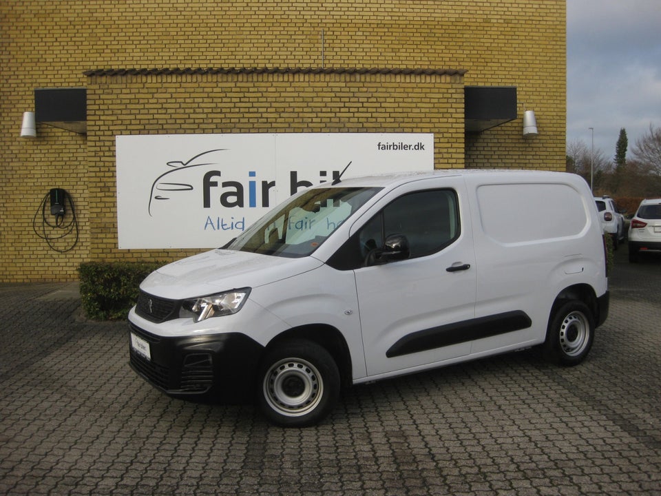 Peugeot Partner 1,5 BlueHDi 100 L1V1 Ultimate Van