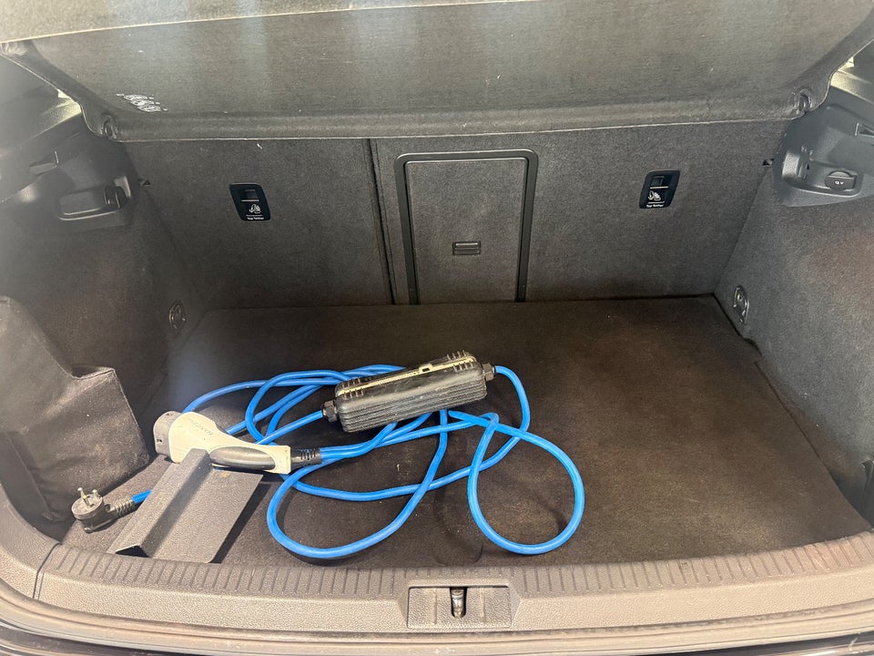 VW Golf VII 1,4 GTE DSG 5d