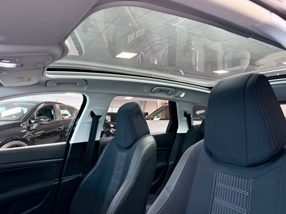 Peugeot 308 1,6 BlueHDi 120 Allure Sky SW 5d