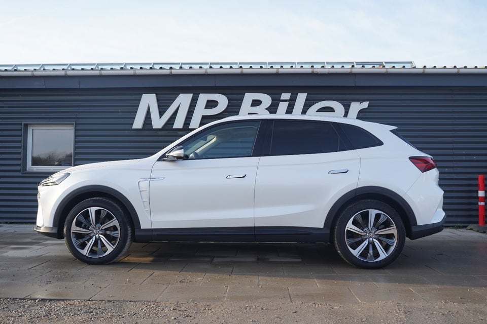 MG Marvel R Performance 5d