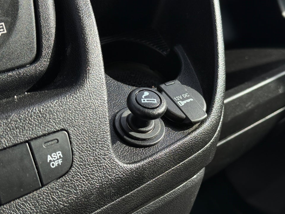 Peugeot Boxer 333 2,2 BlueHDi 140 L3H2 Premium