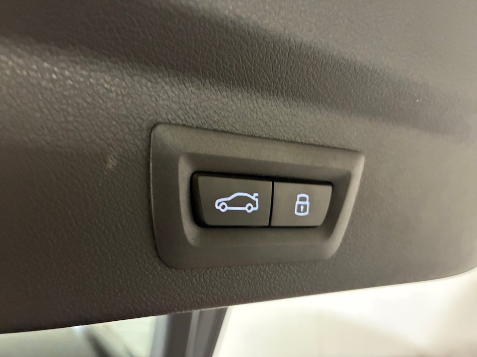 BMW iX2 xDrive30 Fully Charged 5d