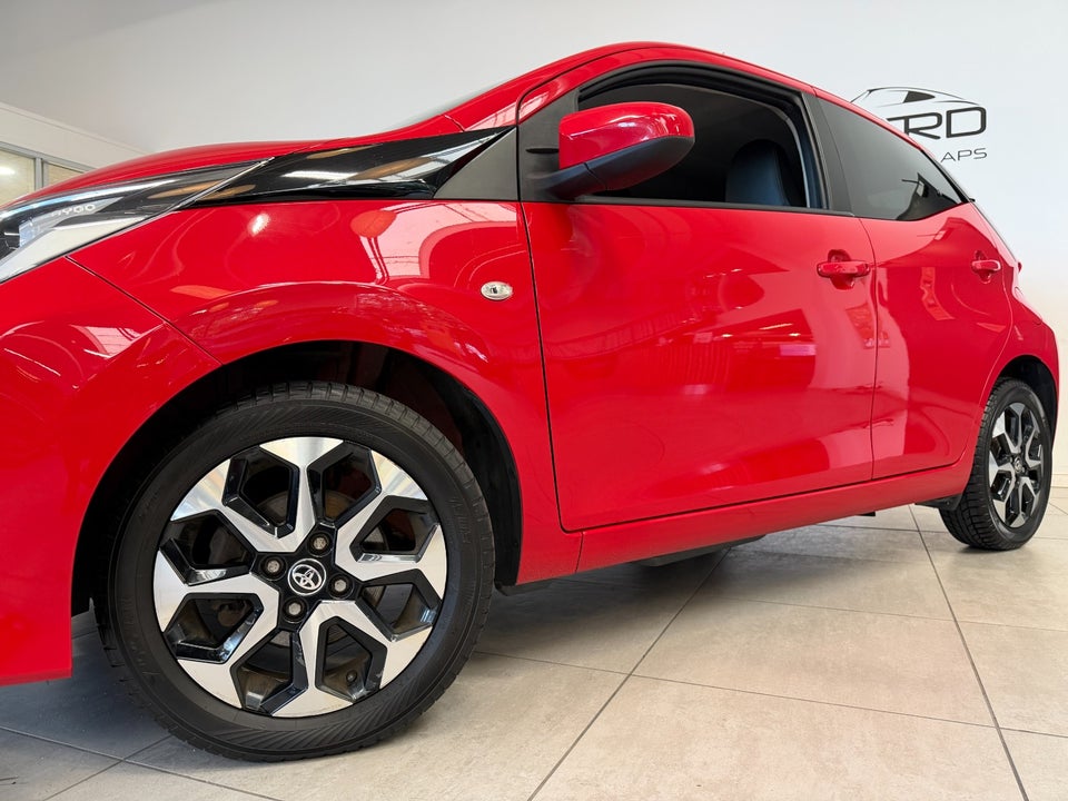 Toyota Aygo 1,0 VVT-i x-cellence 5d