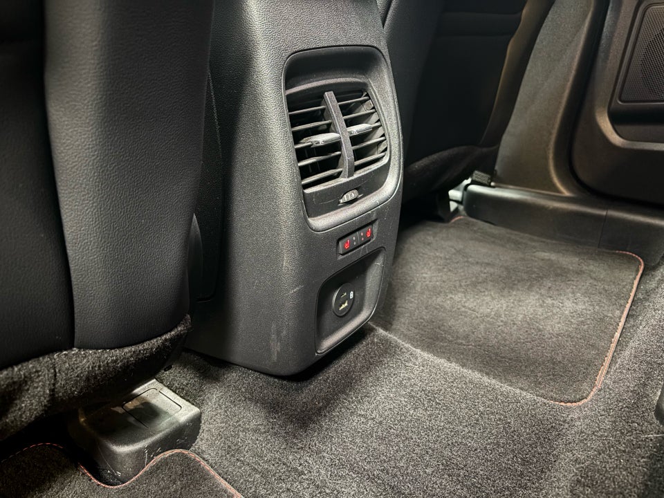 Ford Kuga 2,5 PHEV ST-Line X CVT 5d