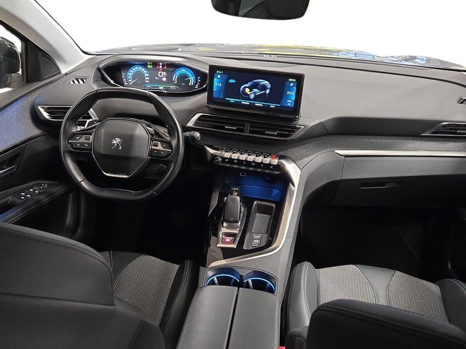 Peugeot 3008 1,6 Hybrid First Selection EAT8 5d