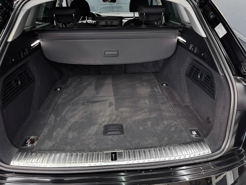 Audi e-tron 55 Advanced quattro 5d