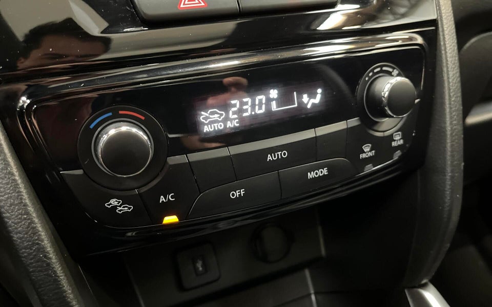 Suzuki Vitara 1,0 Boosterjet Adventure 5d