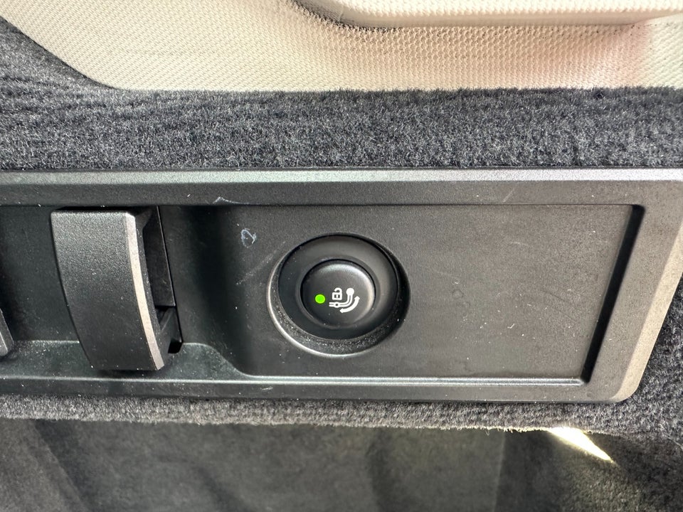 BMW 330e 2,0 Touring M-Sport aut. 5d