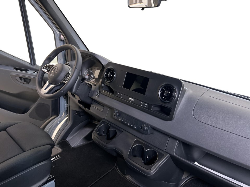 Mercedes Sprinter 215 2,0 CDi A1 Tourer aut. RWD