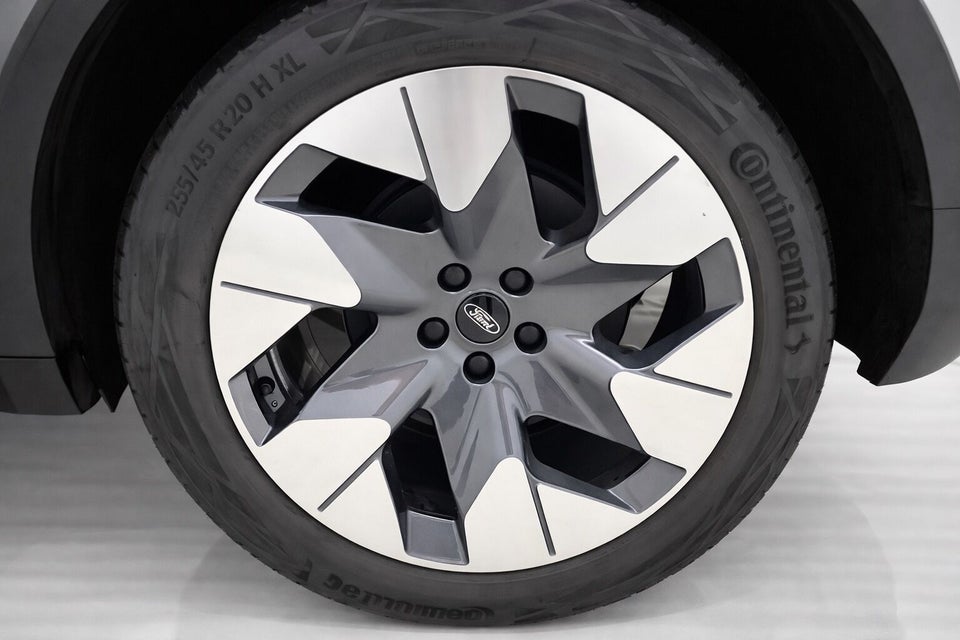 Ford Explorer 79 Premium Extended Range AWD 5d