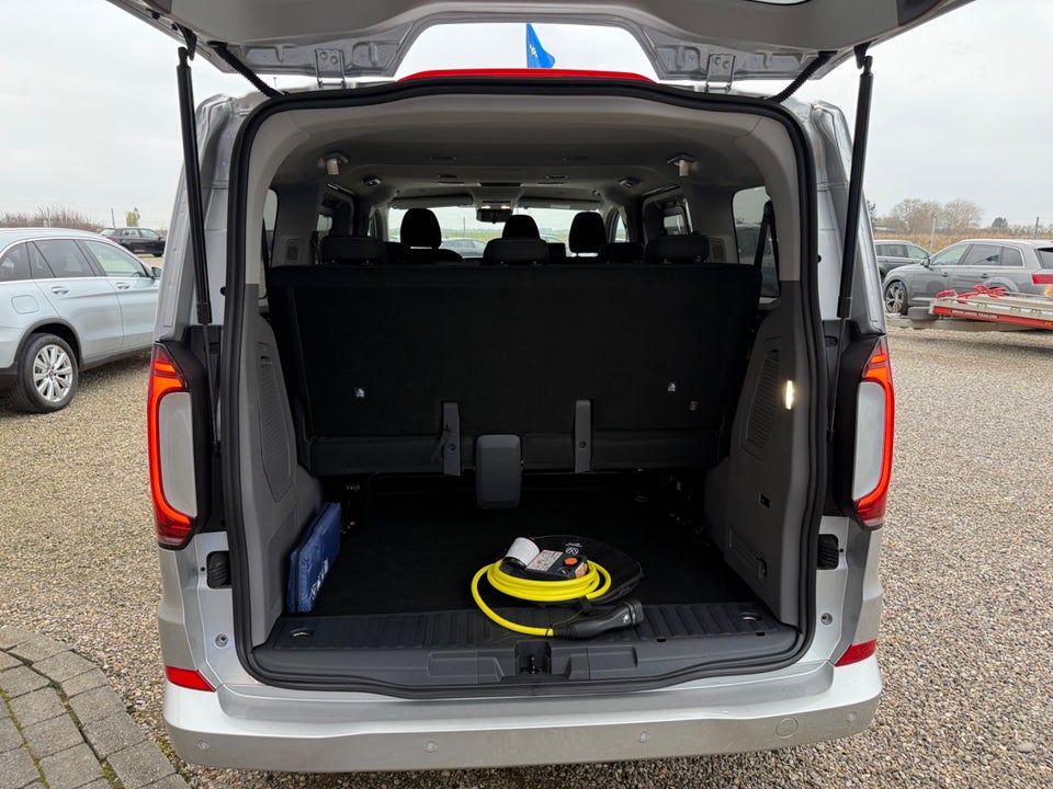 VW e-Caravelle Life LWB