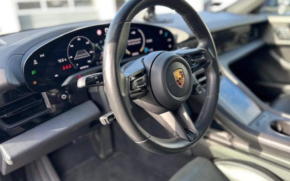 Porsche Taycan 4S 4d