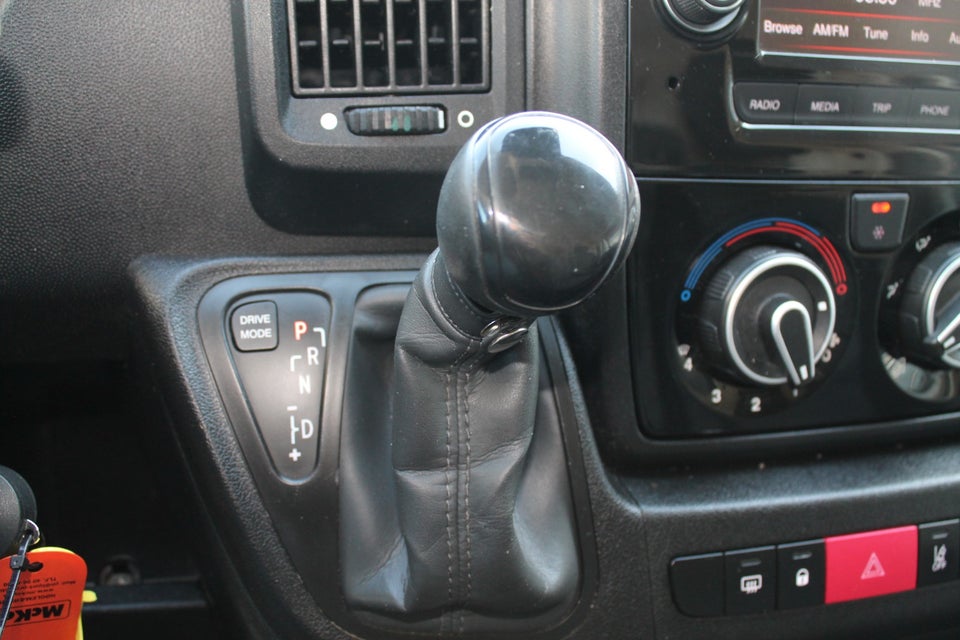 Fiat Ducato 35 2,3 MJT 140 Kassevogn L2H2 Pro+ aut.