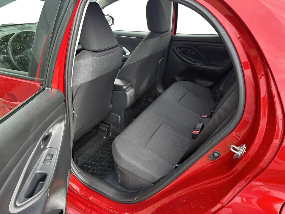 Toyota Yaris 1,5 Hybrid Active Tech+ e-CVT 5d