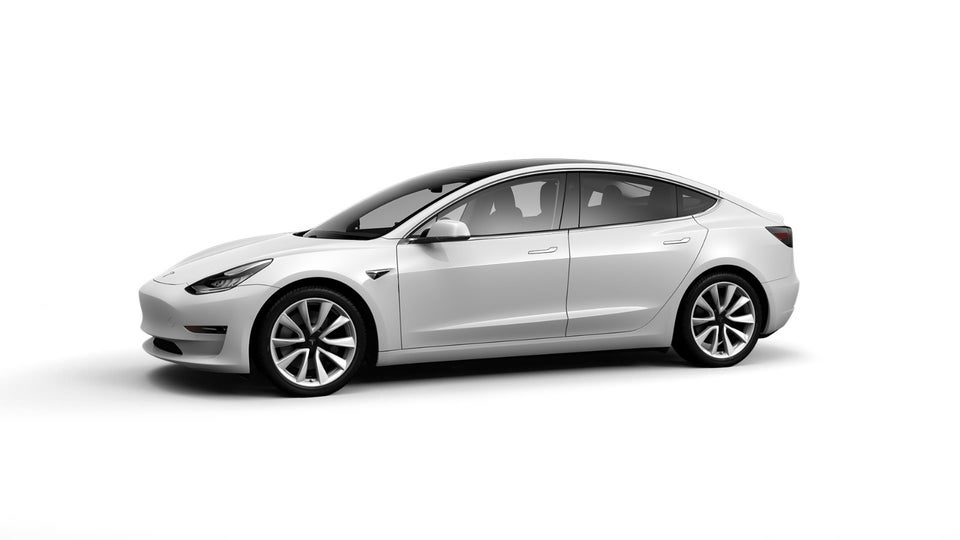 Tesla Model 3 Standard Range+ RWD 4d