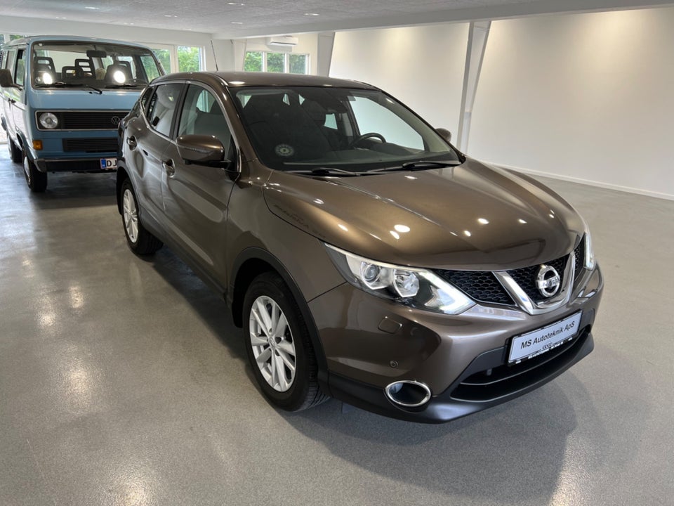 Nissan Qashqai 1,2 Dig-T 115 N-Connecta 5d