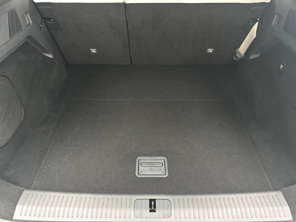 Xpeng G6 Performance 5d