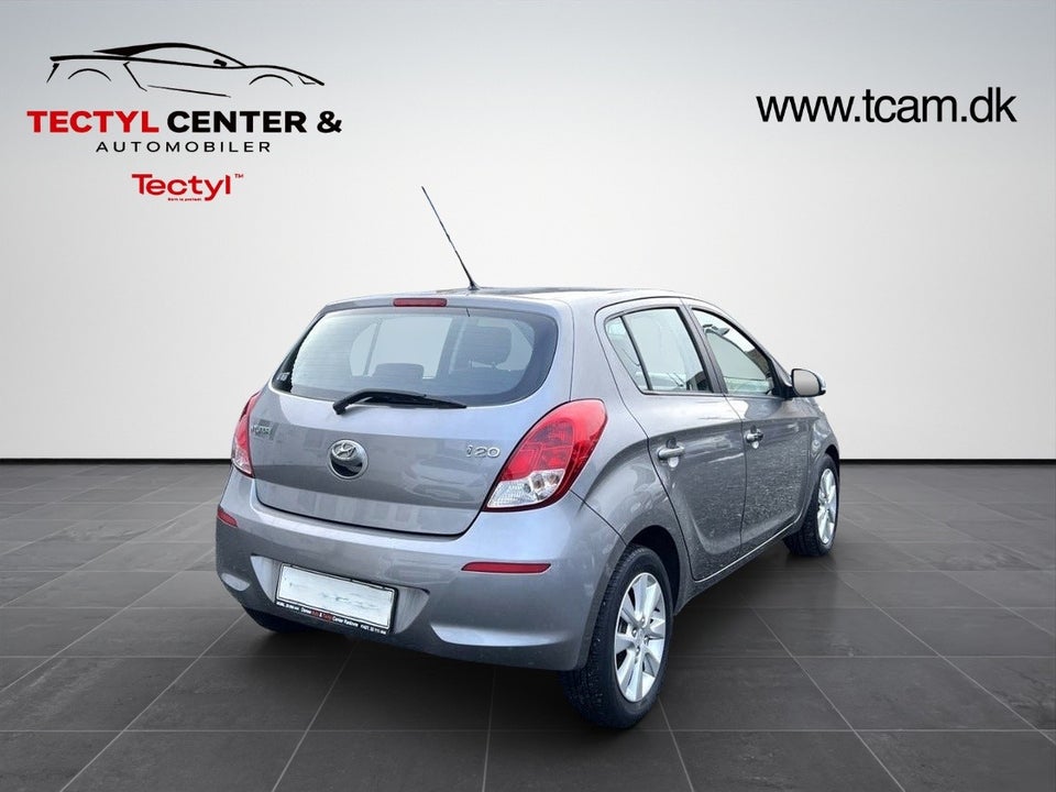 Hyundai i20 1,25 Classic XTR 5d