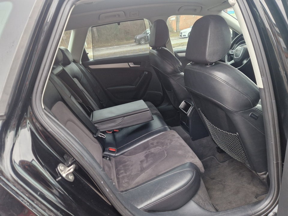 Audi A4 2,0 TDi 143 S-line Avant Multitr. 5d