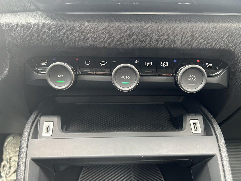 Citroën ë-C4 X 50 Concorde Premiere Pack 4d