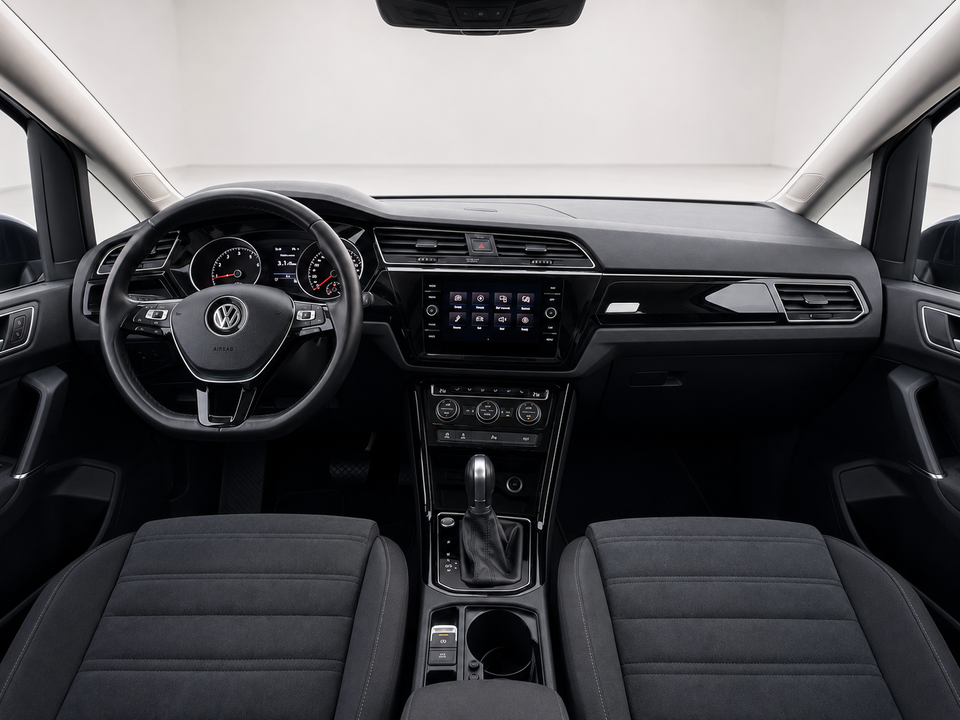 VW Touran 2,0 TDi 150 Highline DSG 7prs 5d