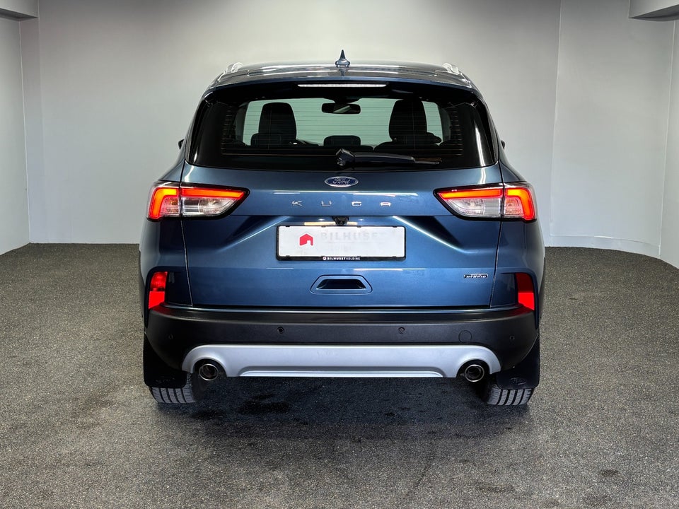 Ford Kuga 2,5 PHEV Titanium CVT 5d