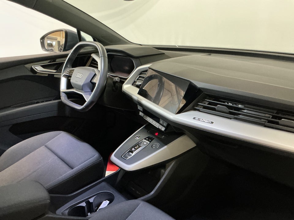 Audi Q4 e-tron 35  5d
