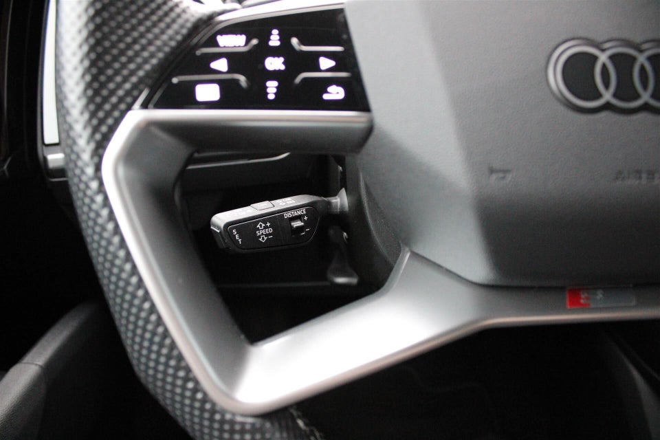 Audi Q4 e-tron 40 S-line 5d