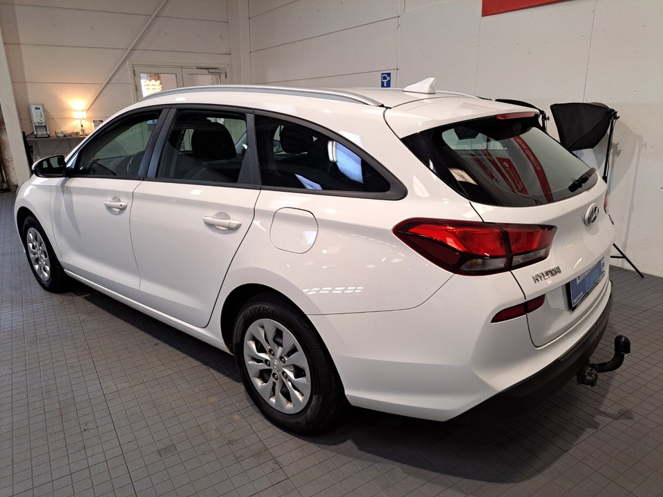 Hyundai i30 1,0 T-GDi Life Komfort stc. 5d