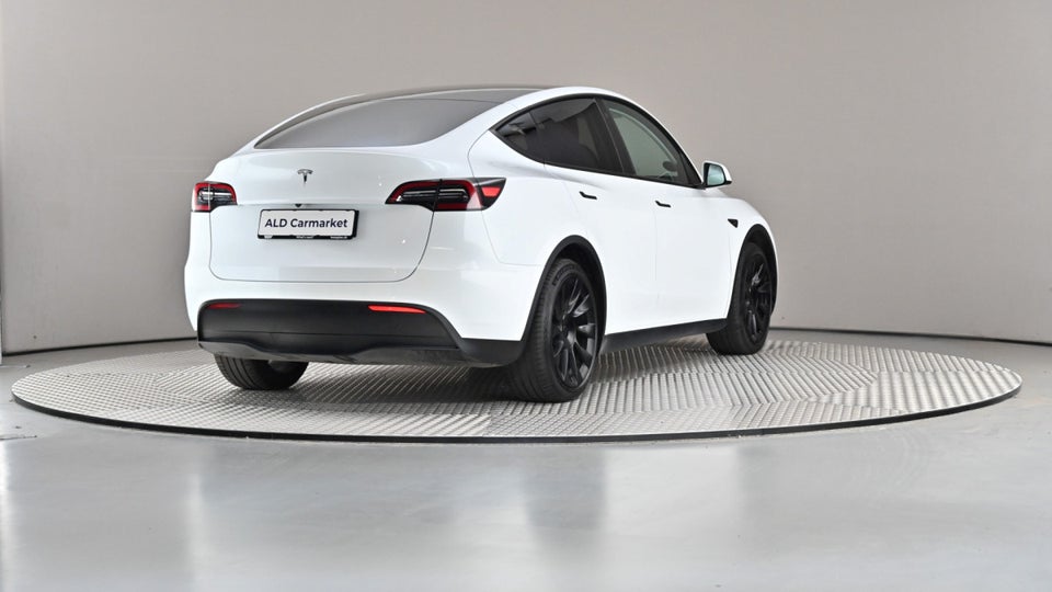 Tesla Model Y RWD 5d