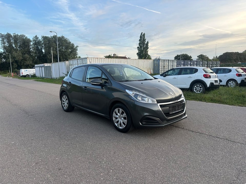 Peugeot 208 1,6 BlueHDi 100 Active 5d