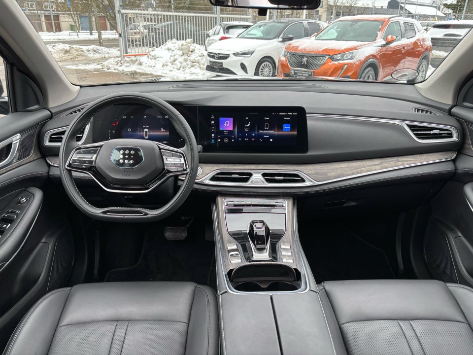 Navor E5 1,5 PHEV Rock 5d