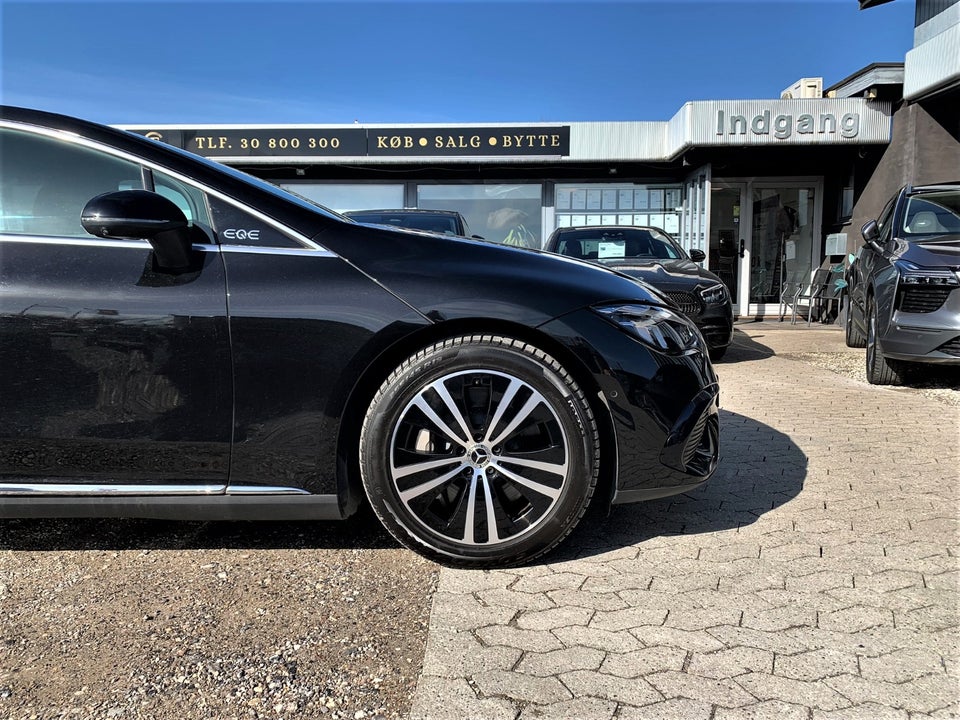 Mercedes EQE350+ 4d