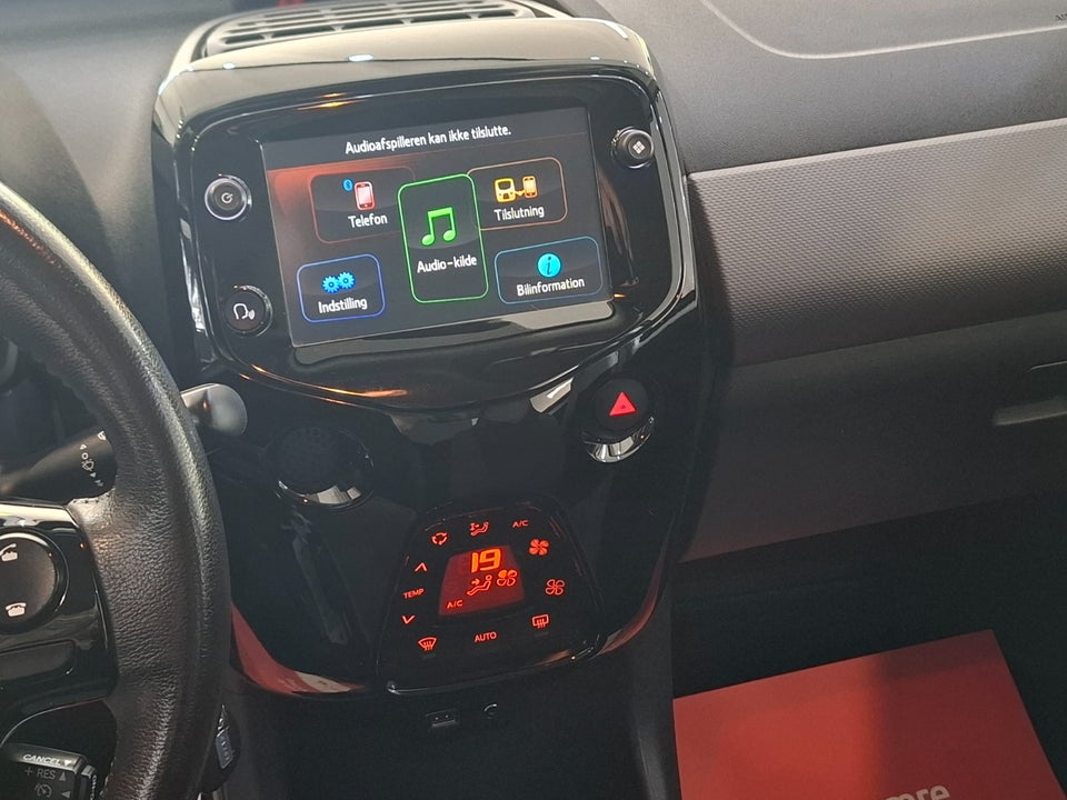 Peugeot 108 1,0 e-VTi 72 Allure+ 5d